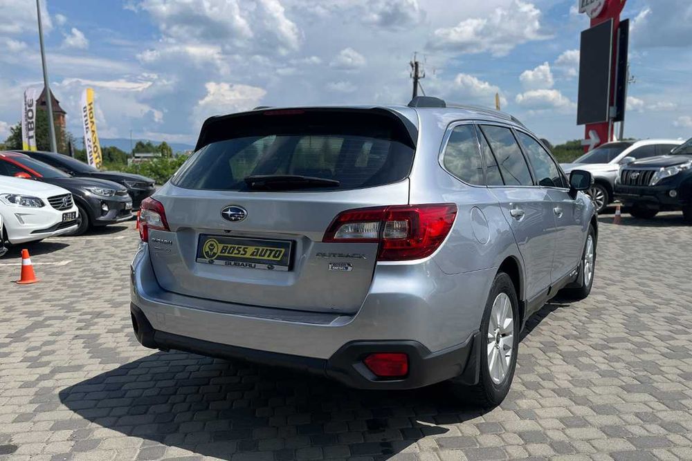 Subaru Outback 2015