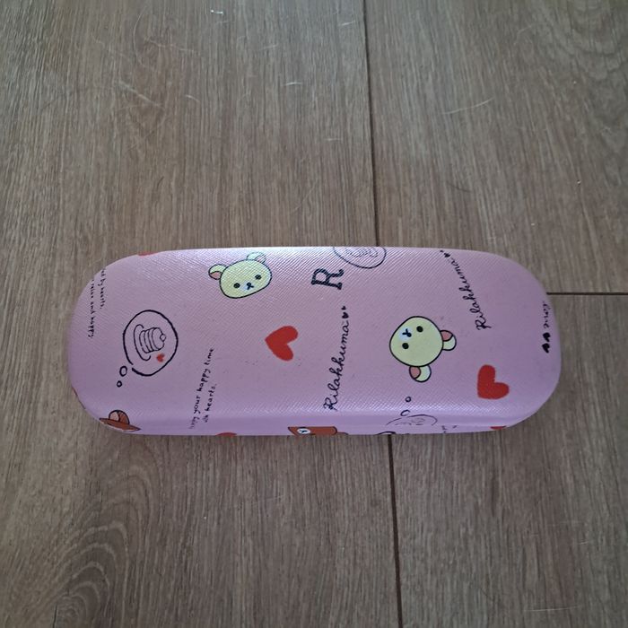Etui na okulary nowe