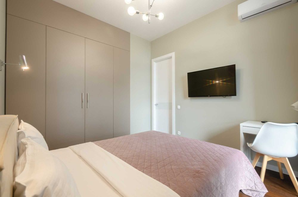 Подобова оренда 2 к.кв.в ЖК «Central Park» вул.Маккейна 7 центр-12-555.biz.ua