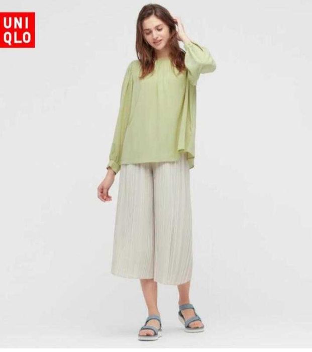 Блузка uniqlo віскоза
