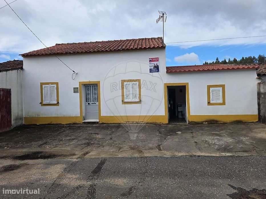 Moradia T4 para venda