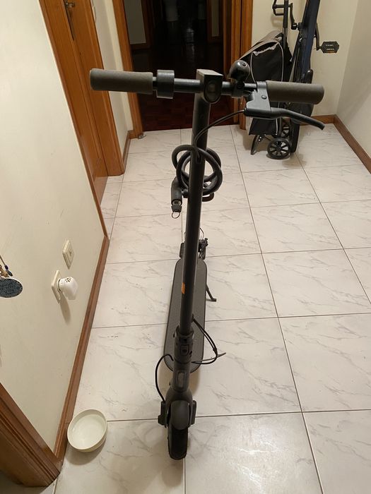Trotinete Xiaomi Mi Essential