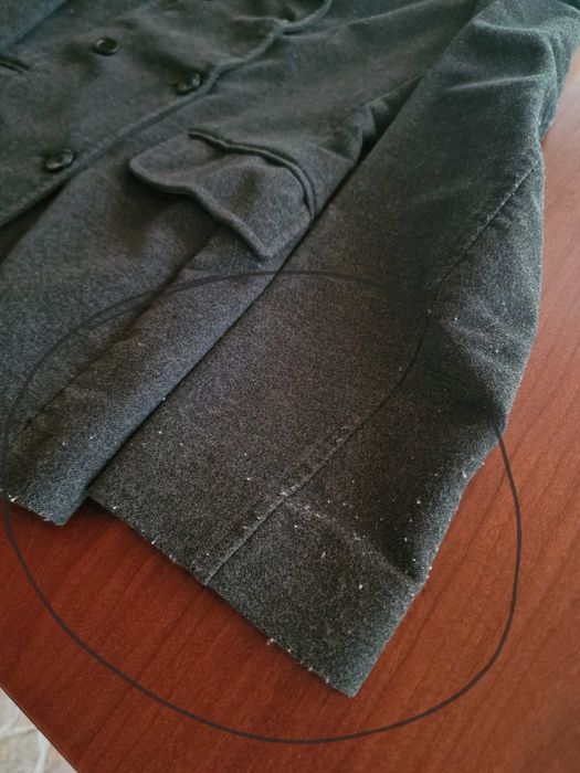 Casaco cinzento escuro