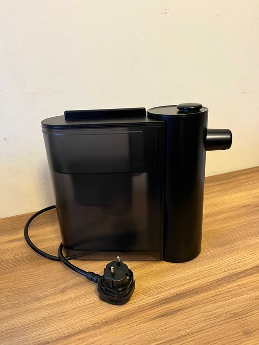 Breville Instant HotCup VKT241 Dyspenser gorącej wody 1,4 l