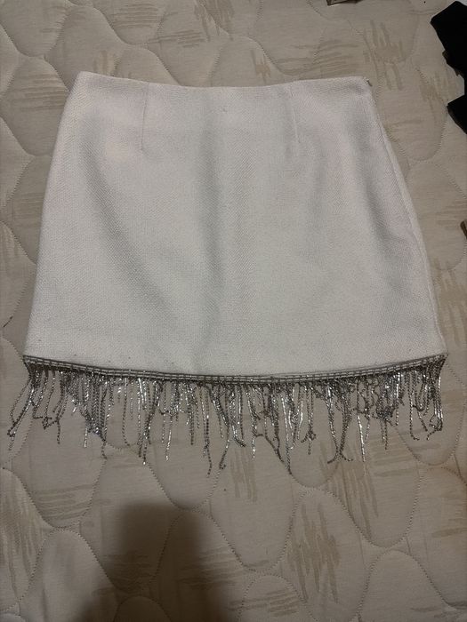 Saia com brilhos para a venda
