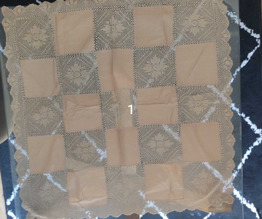Toalhas de mesa/ colcha em linho e renda