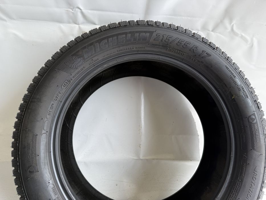 215/55/17 Michelin CrossClimate 94V 2022R (458)