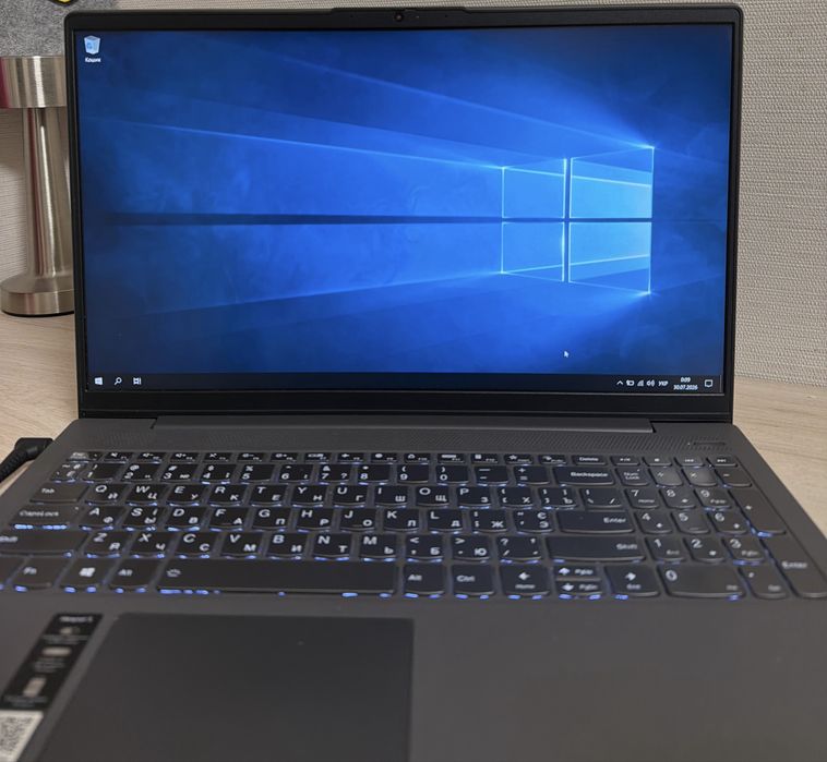 Ноутбук Lenovo IdeaPad 15ARE05 на процесорі AMD Ryzen 5 4500U з відеокартою AMD Radeon Graphics