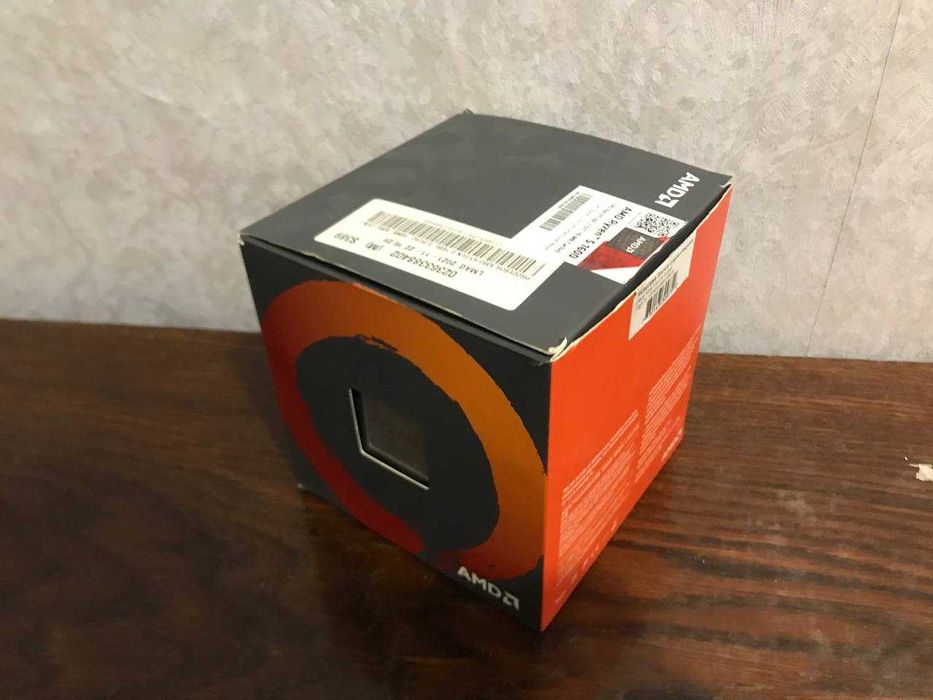 ПОТУЖНЕНЬКИЙ Процессор AMD Ryzen 5 1600 AF з коробкою та кулером