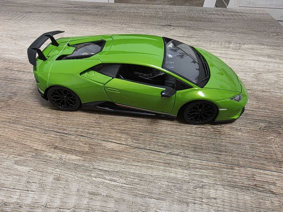 Lamborghini Huracán Performante 1:18 Maisto