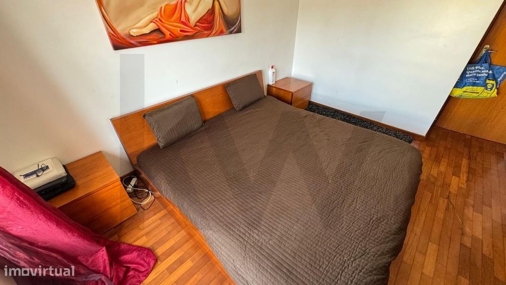T3 com Varanda e Excelente Luminosidade | Amadora
