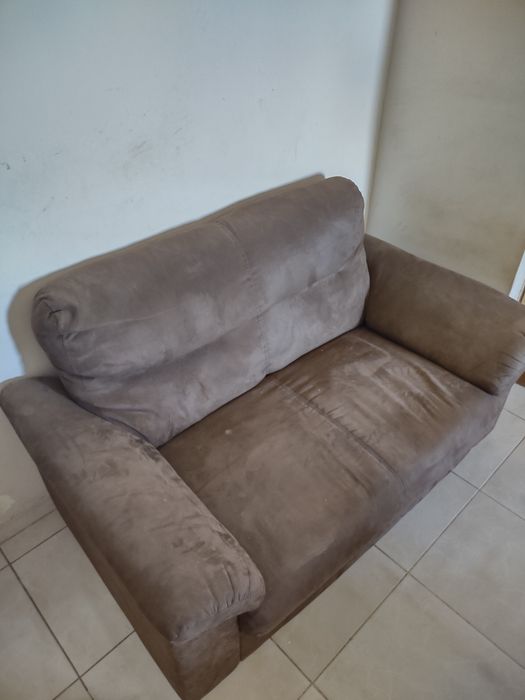 Sofá 2 lugares marrom