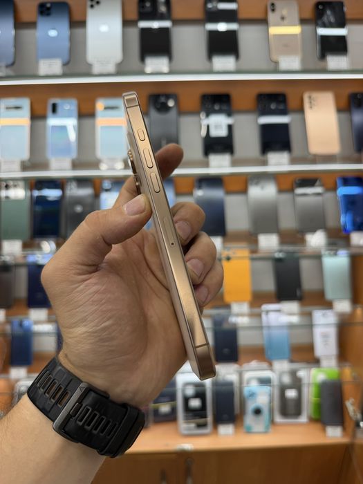 iPhone 16 Pro Max 256Gb  99% акб