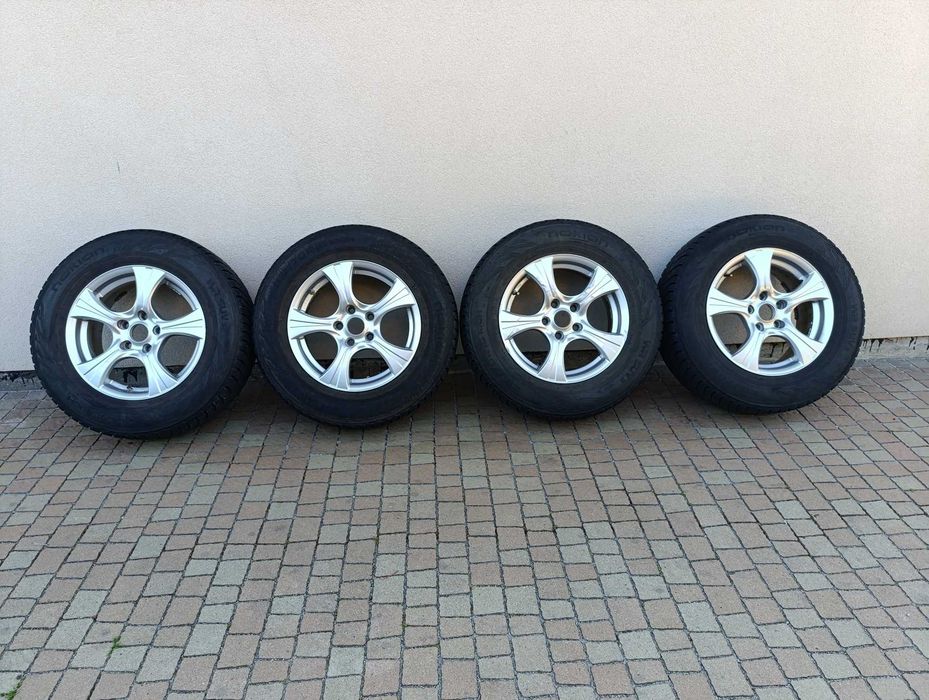 Koła Felgi Renault Trafic Opel Vivaro 5x114,3 16 Fiat Talento Koła Felgi  Renault Trafic Opel Vivaro 5x114,3 16 Fiat Talento