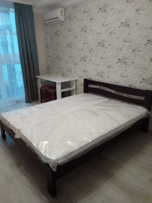 Продам 1 кімн. квартиру по вул. Срібнокільська. 50 кв.м. 79000