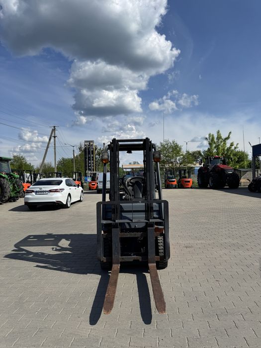 Навантажувач Toyota 8FG-15 погрузчик