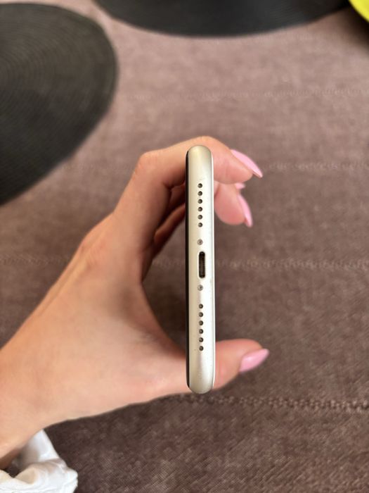iPhone 11 stan idealny