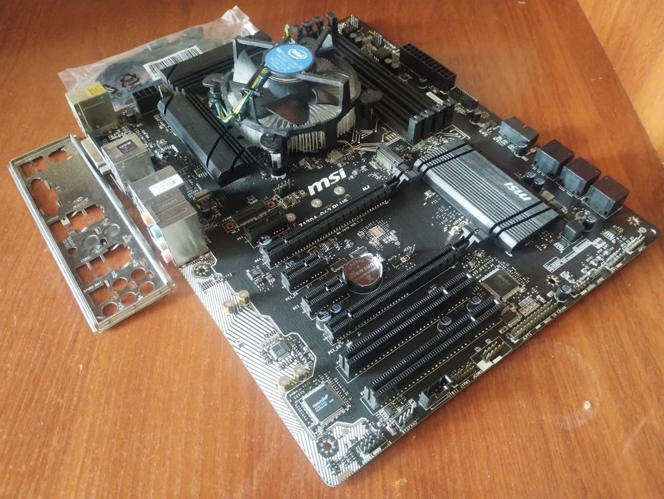 MSI Z170A-G43 Plus(сокет 1151v1) + Core i5-6500 3.2GHz + кулер