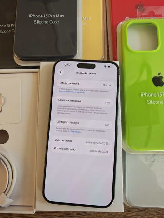 iPhone 15 Pro Max 6.7" 256GB Natural Titanium Em bom estado,  Aceito R