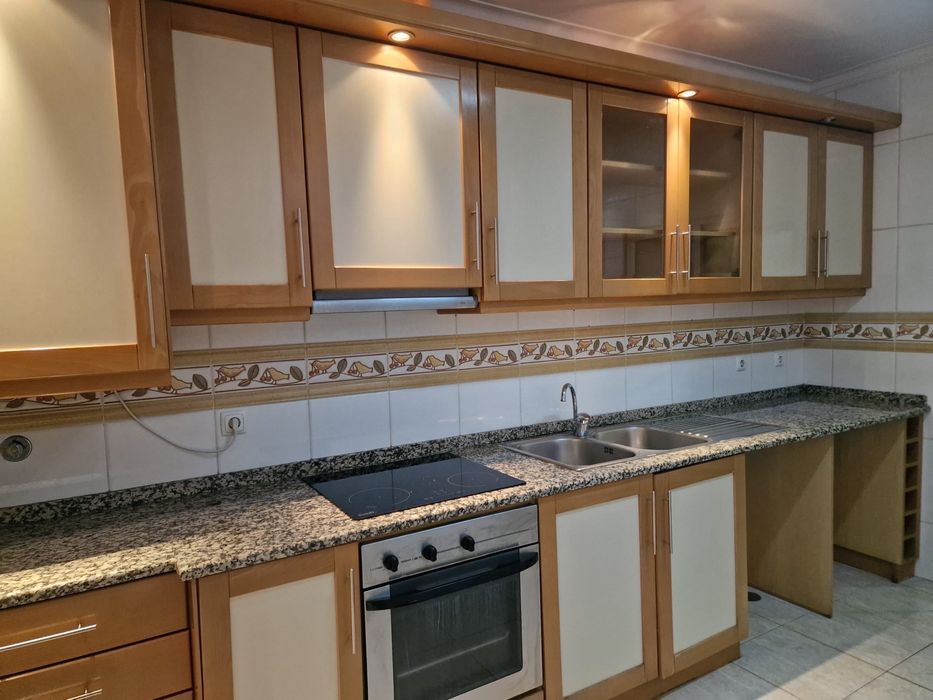 T2 para Arrendamento – Avenida Eugénio de Andrade, Fundão