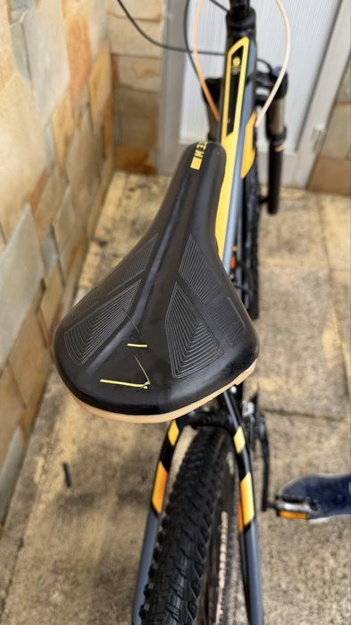 Scott Aspect Preta e laranja