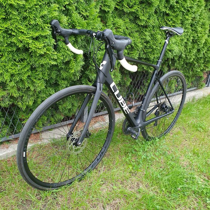 Rower szosowy carbon, Ultegra, hydraulika, Cube Attain, rozm 58, XL