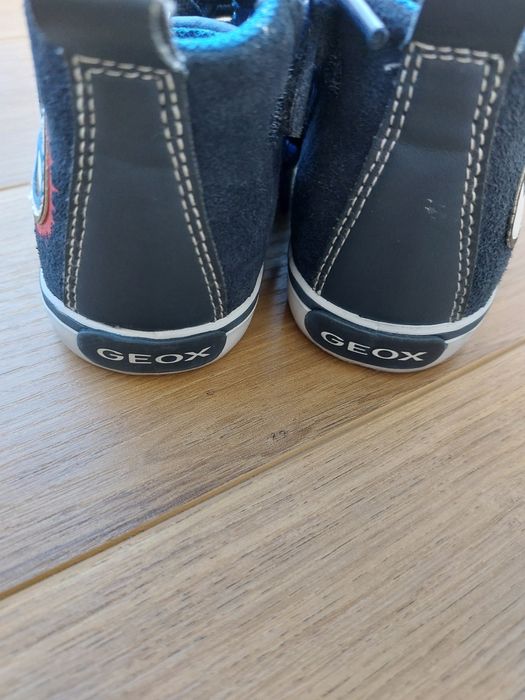 Sapatilhas geox 23 novas