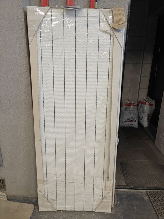 Grzejnik  moc dla parametru  75/65/20 st.C 2440W Cubo dobrygrzejnik.pl