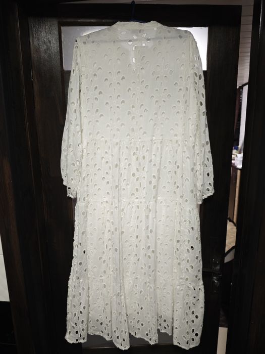 Плаття жіноче      .