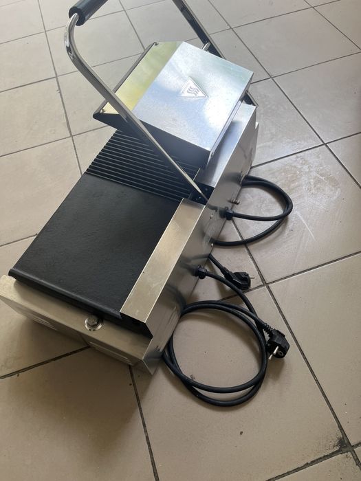 Гриль Прижимний Жарочна Поверхня Комбінований