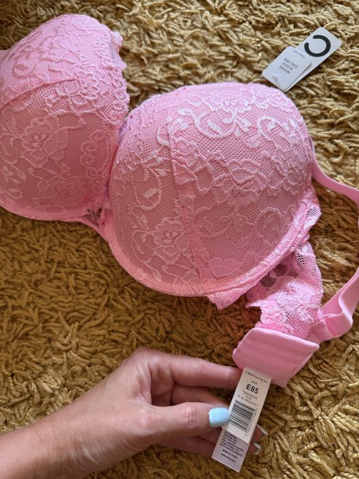 Бюсгалтер розовый