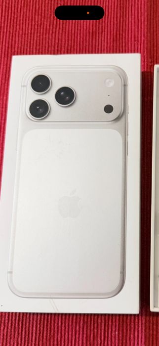 Iphone 17 pro Max Branco  256gb Novo !