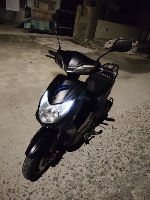 Scooter elétrica
