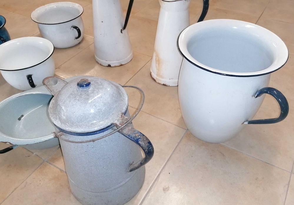 Esmaltes, muito antigos, desde 15€