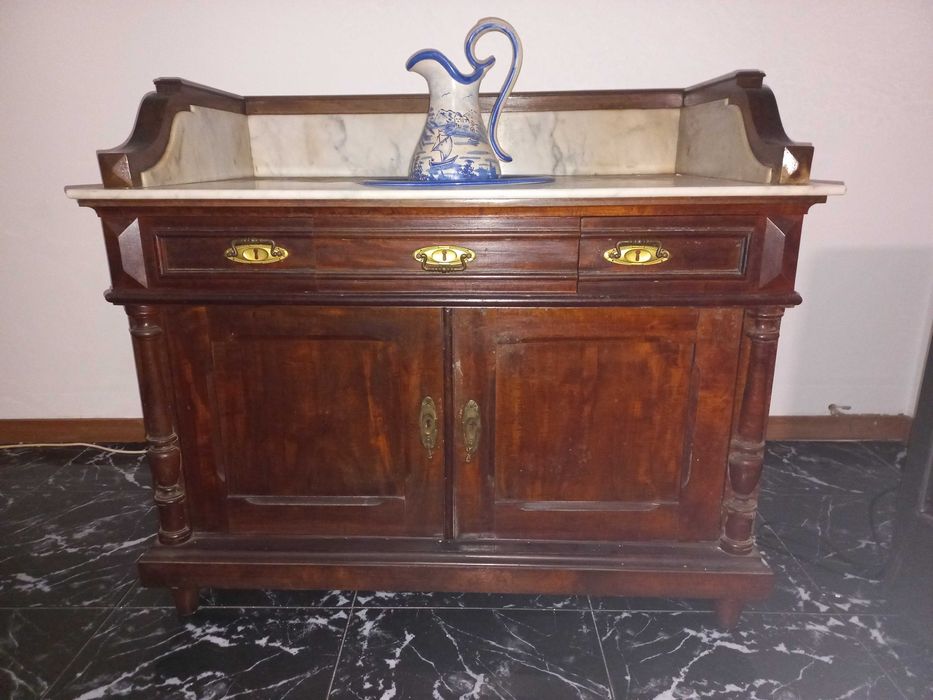 Móvel de sala antigo