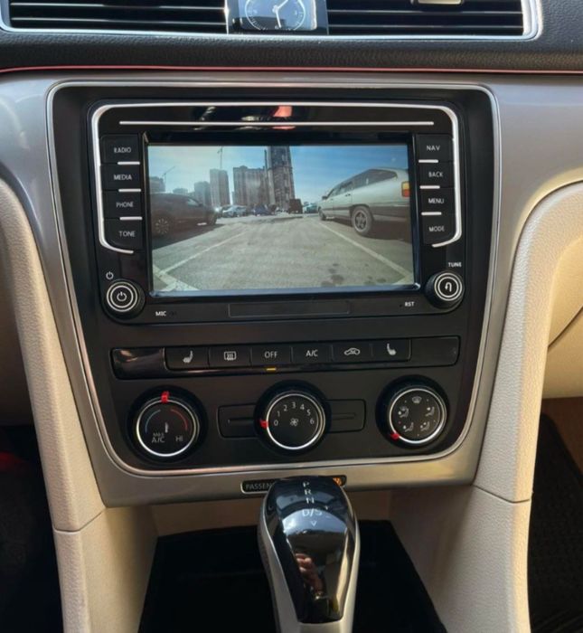 Автомагнитола штатна 4/64 ГБ Фольсваген Шкода Сеат для Volkswagen