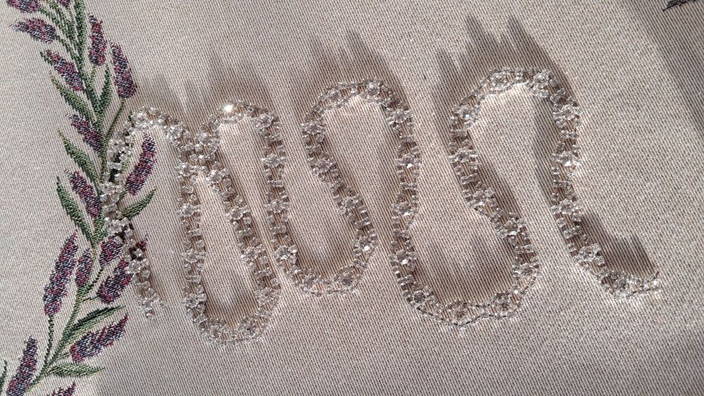 Nowy pasek biżuteryjny