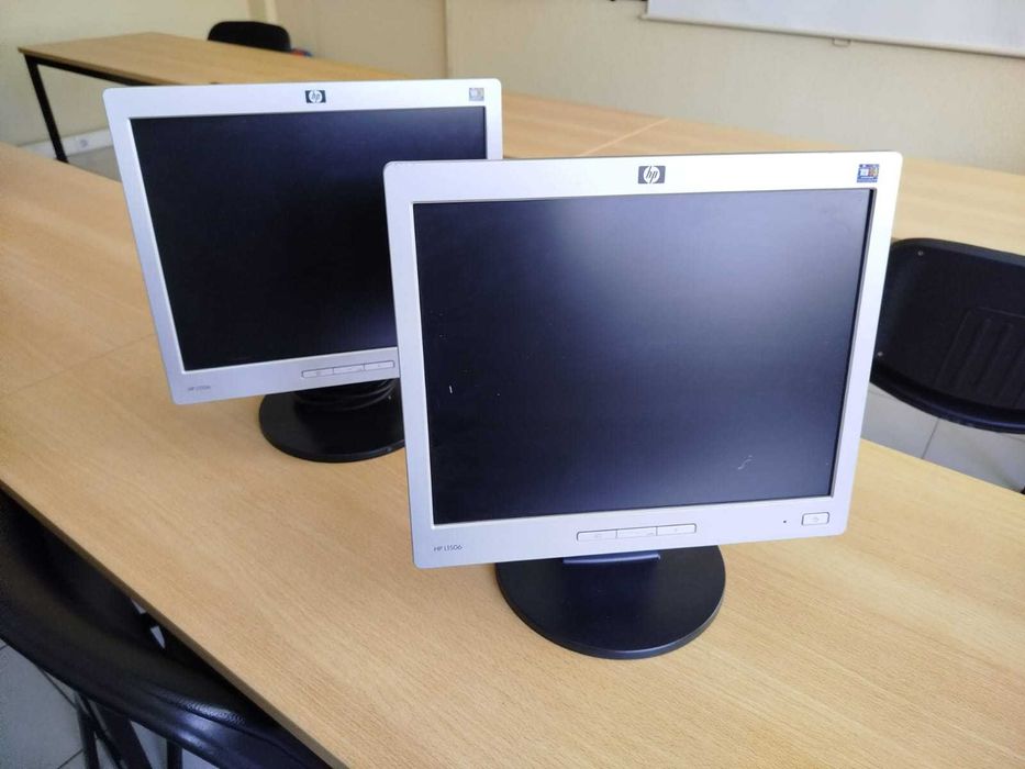 Monitor HP L1506 - Usado - EM BOM ESTADO