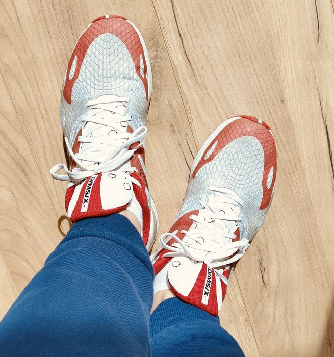 Nike Ghoswift CV-3416.   600