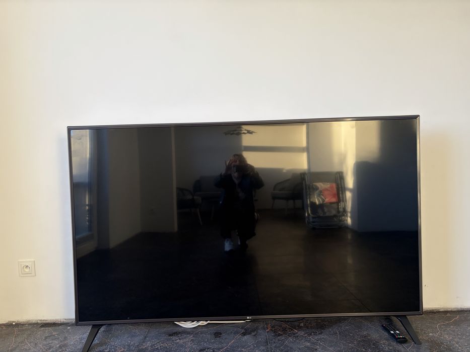 Telewizor 75 cale malo uzywany