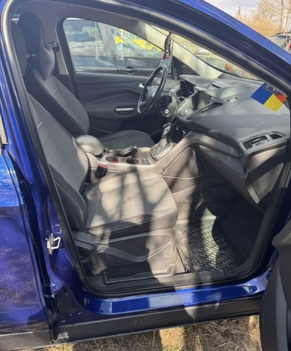 Продам Ford escape 2012