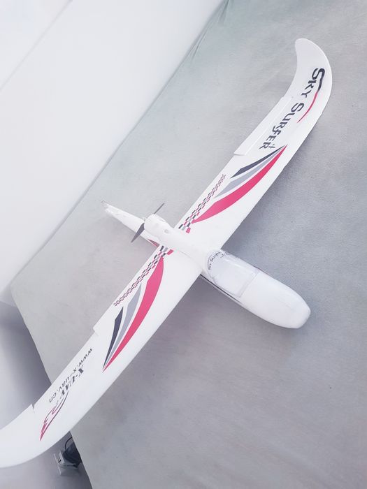 Sky Surfer KIT (elektroszybowiec, rozpiętość 140cm