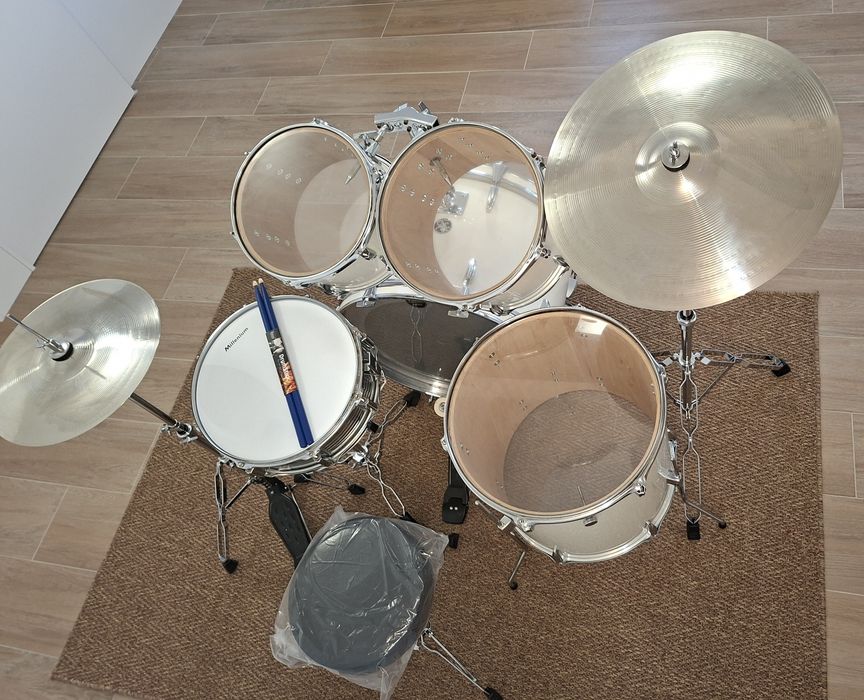 Bateria Hoshino Professional Completa Como nova