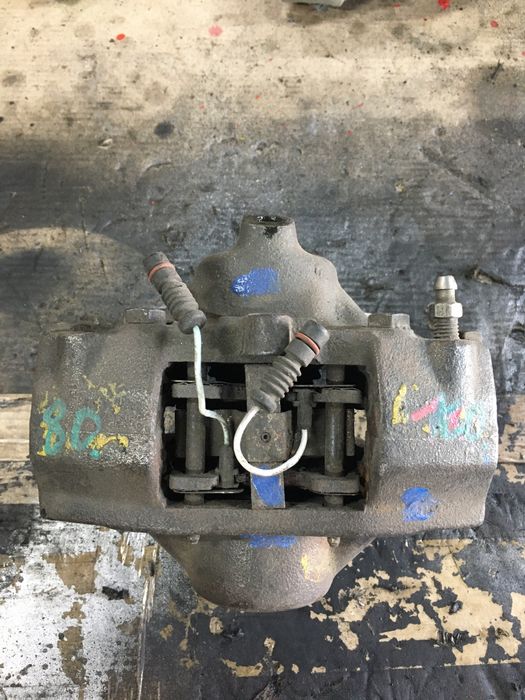 Суппорт супорт задній ЛІВИЙ тормозний Mercedes ML W163