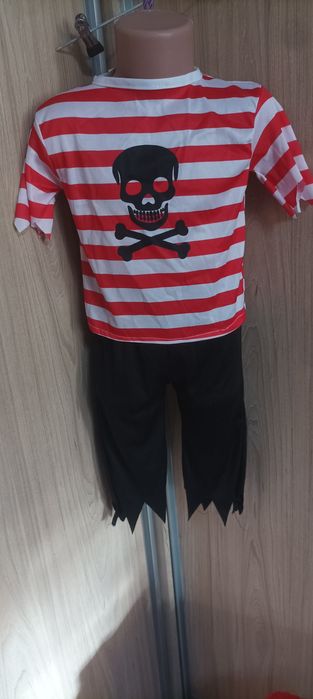 Піратчик,Розбійник,шукач пригод