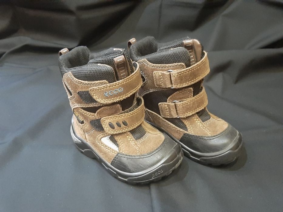 Дитячі черевики "ECCO"