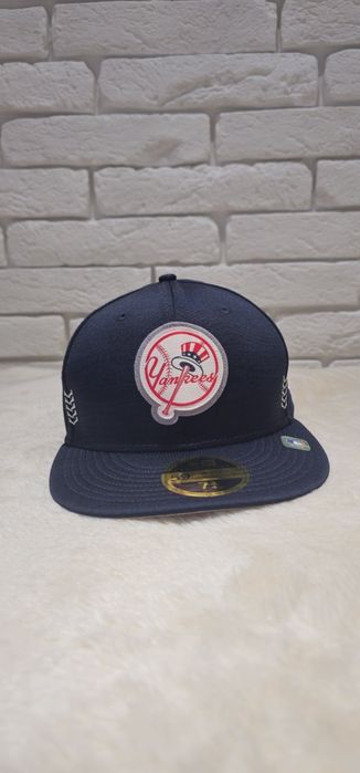 Кепка New York Yankees 2024 ALTERNATE CLUBHOUSE Heather Navy Fitted Ha