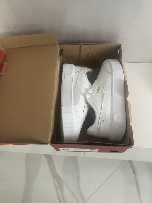 Продам кросівки Puma