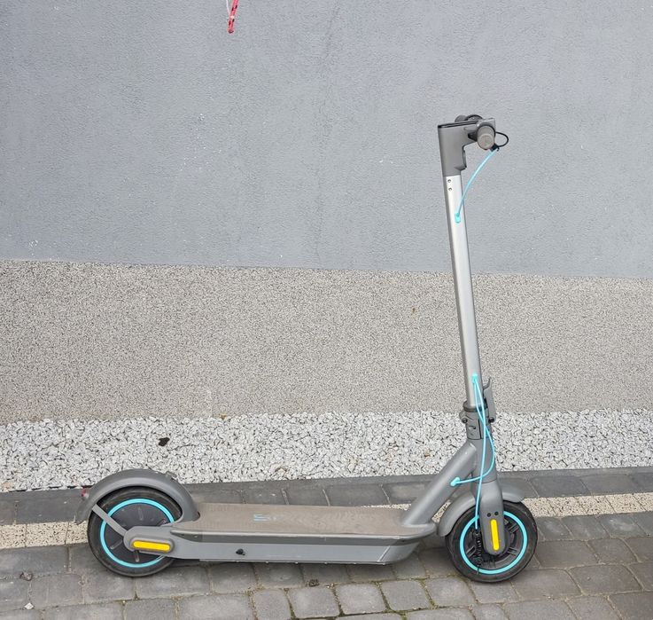 Hulajnoga elektryczna Motus  10