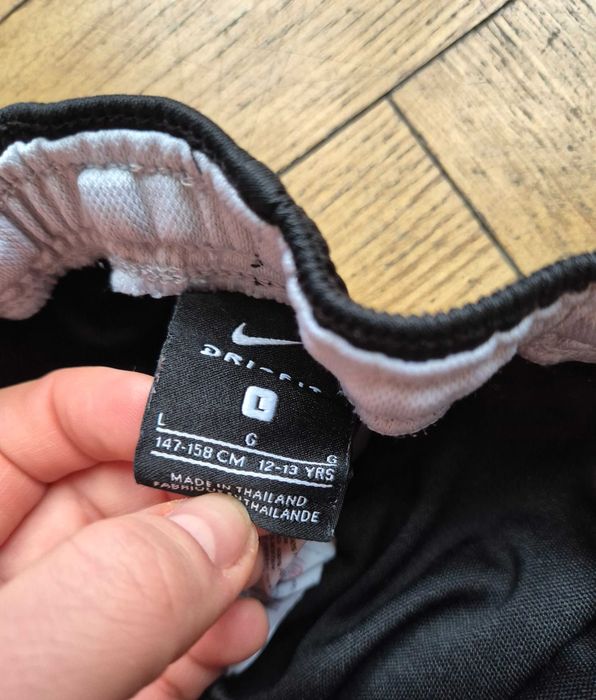 Dresy nike spodnie dresowe śliskie